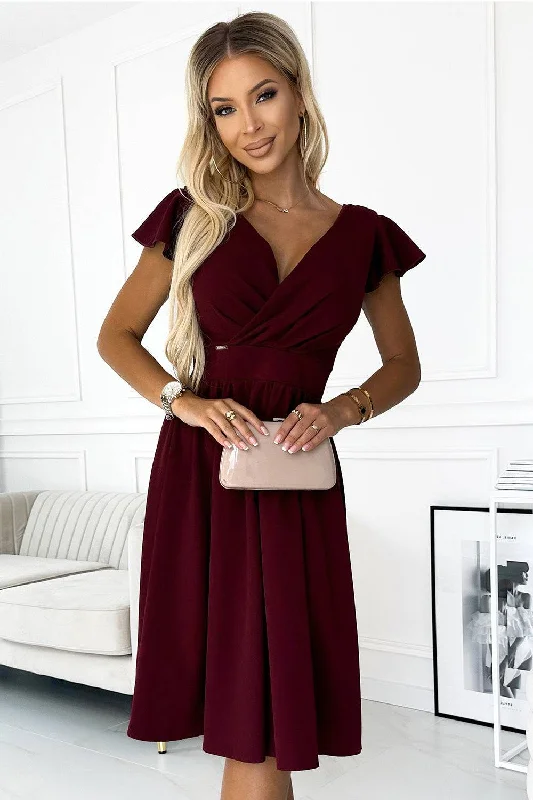 flowy dressNumoco 425-4 MATILDE Dress with a neckline and short sleeves - Burgundy color