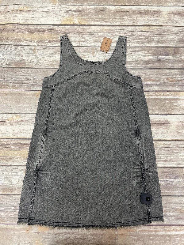 midi dressDress Casual Short By Natural Life In Grey Denim, Size: M