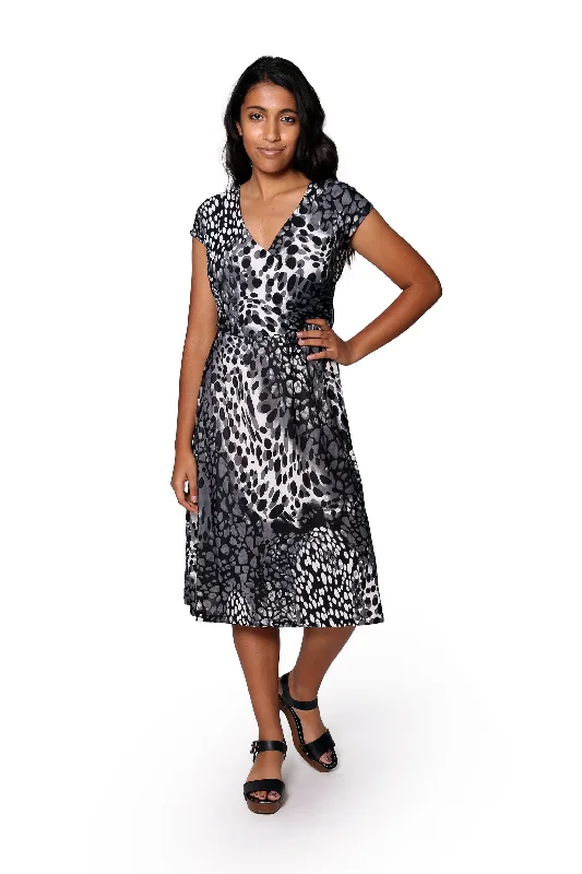 wrap dressLa Cera Animal Print Sleeveless Dress