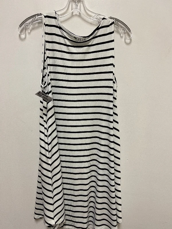 high-waisted dressDress Casual Short By Tcec In Black & White, Size: S